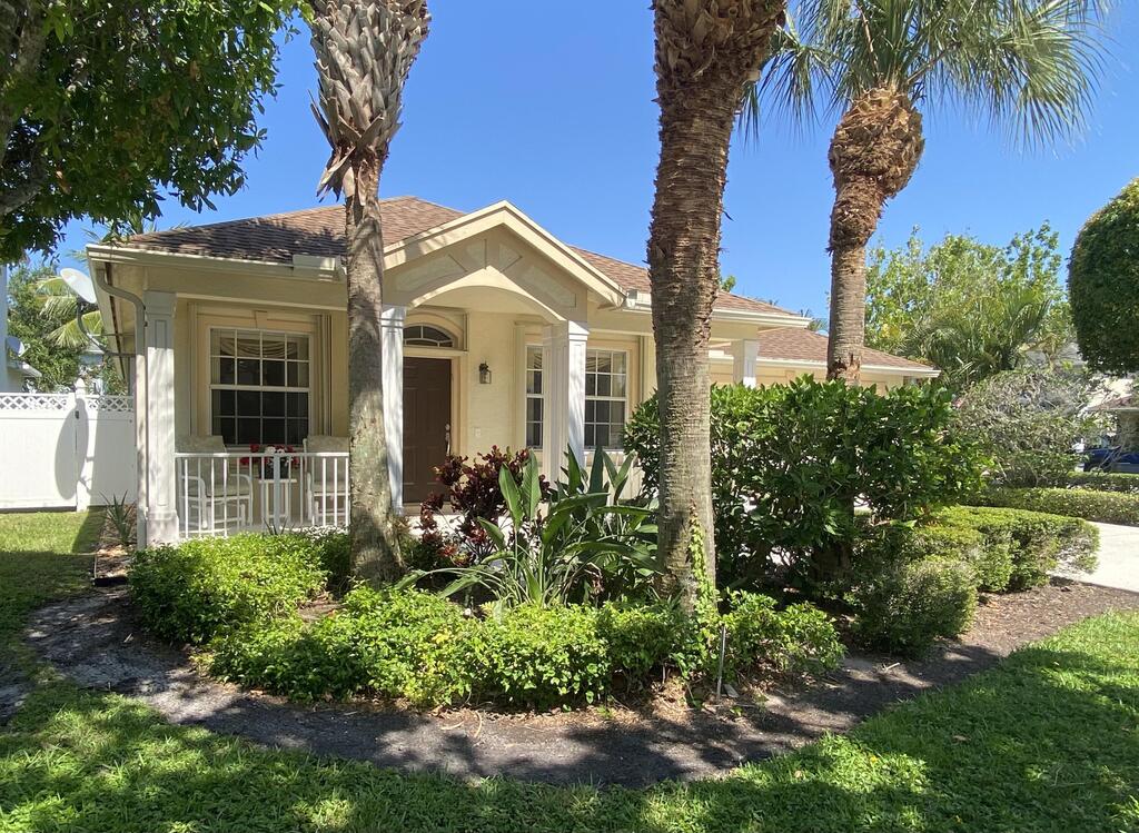 225 Clocktower Drive, Jupiter, FL 33458