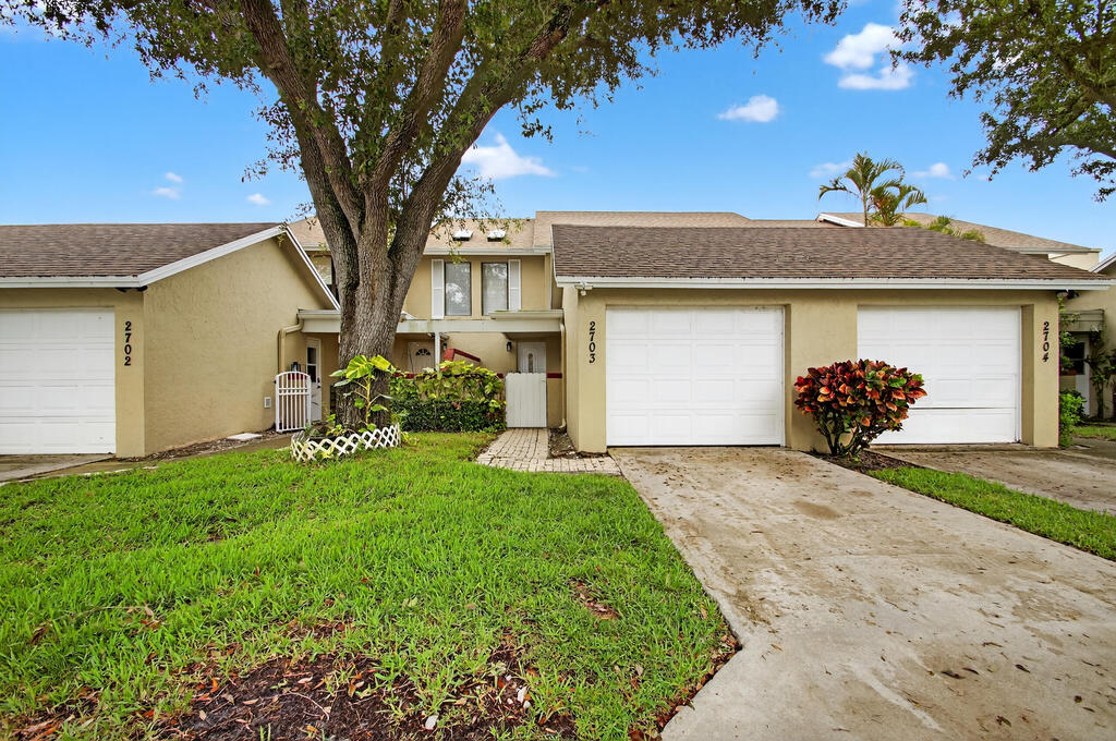 2703 Maplewood Drive Drive, Greenacres, FL 33415