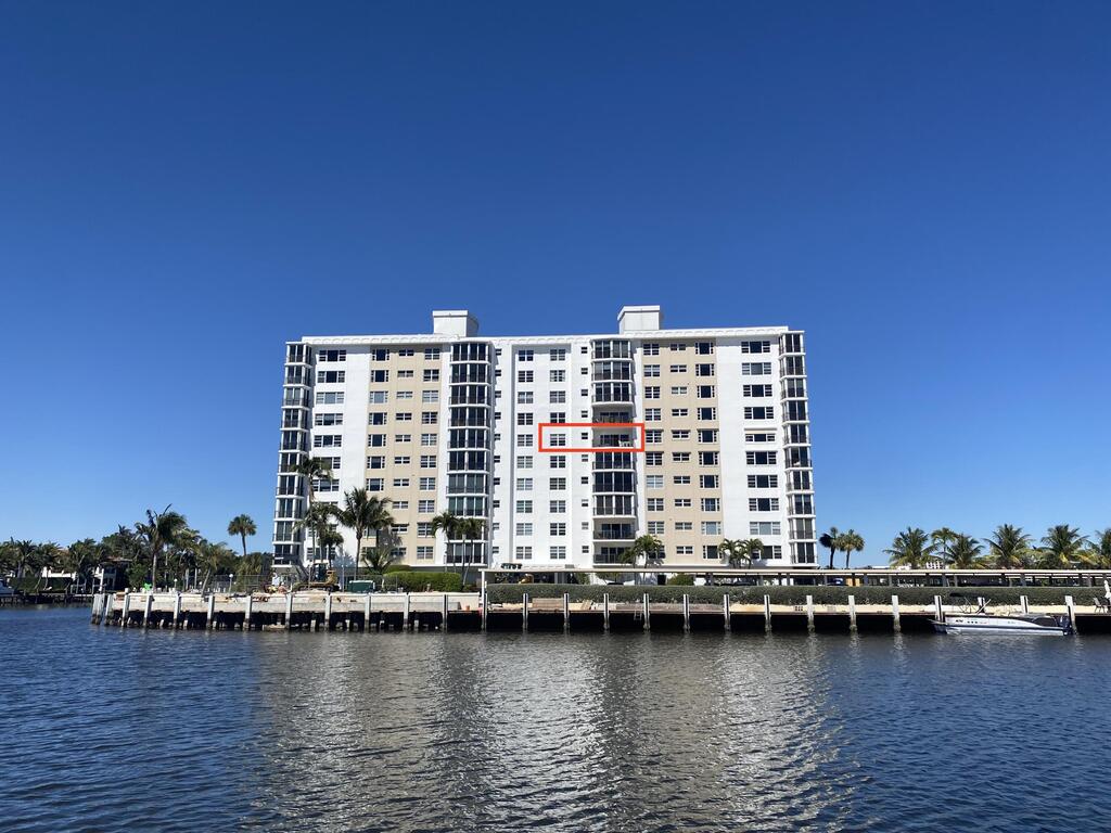 400 Seasage Drive, Delray Beach, FL 33483