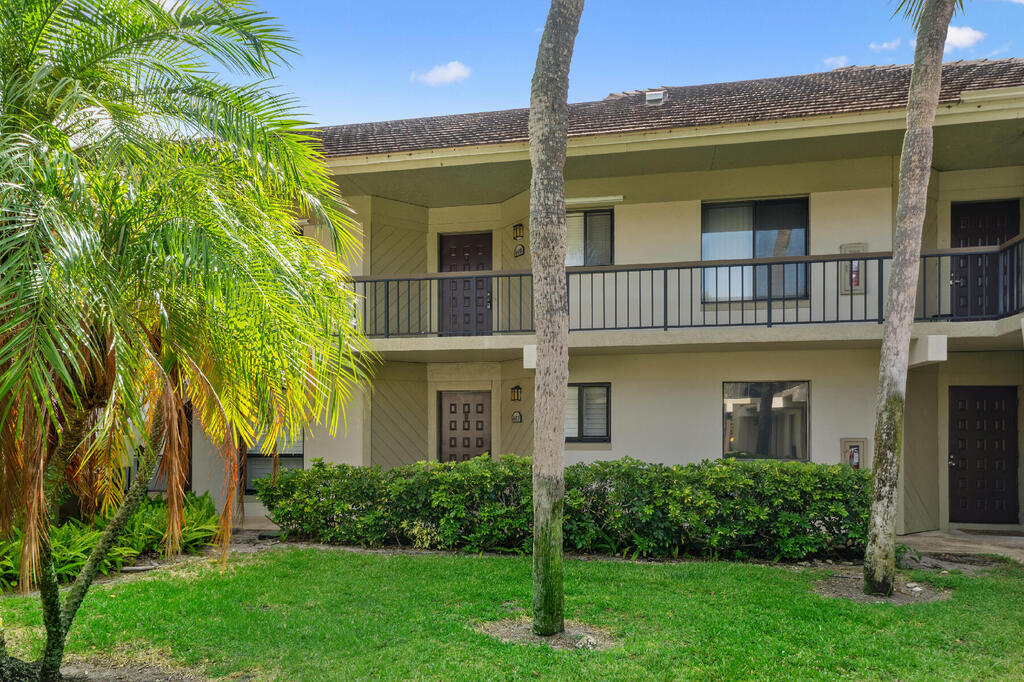 159 70th Street, Boca Raton, FL 33487