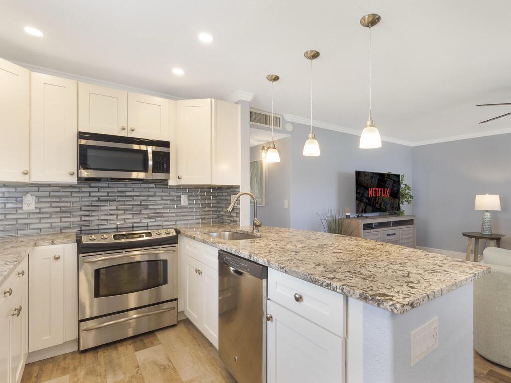 540 Flanders L , Delray Beach, FL 33484
