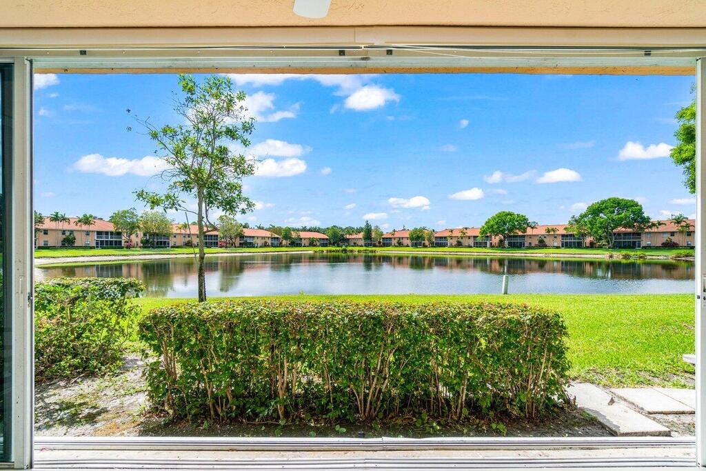 7881 Whispering Palms 101 Drive, Boynton Beach, FL 33437