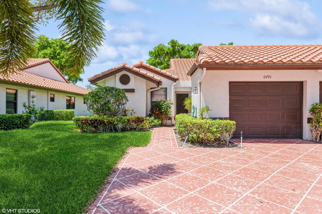6491 Royal Manor Circle, Delray Beach, FL 33484