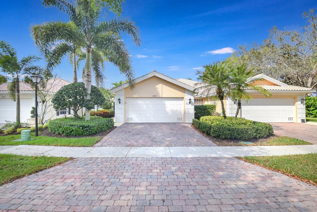 2055 Guadeloupe Drive, Wellington, FL 33414
