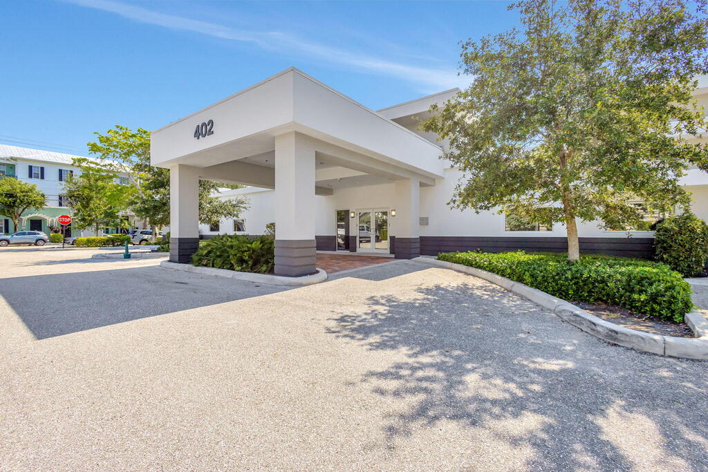 402 6th Avenue, Delray Beach, FL 33483