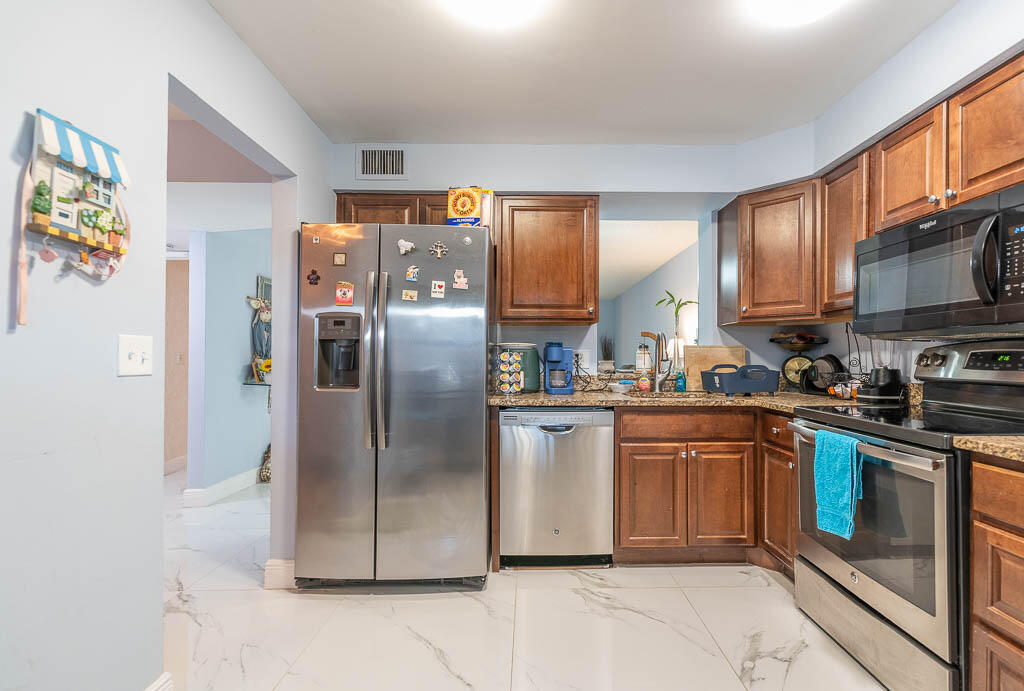 14747 Cumberland Drive, Delray Beach, FL 33446