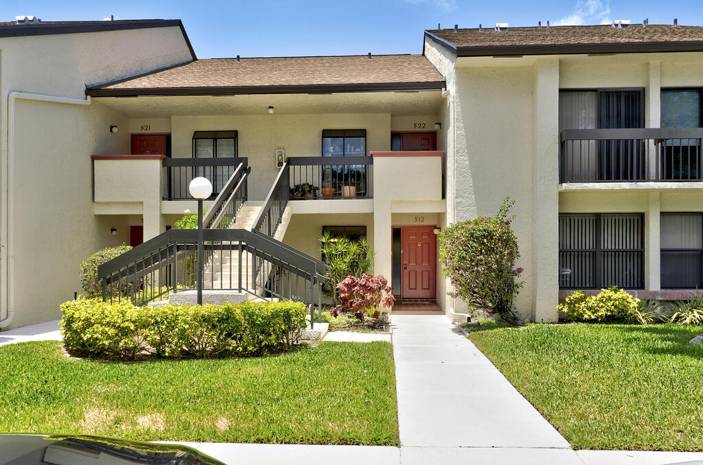 5153 Oak Hill Lane, Delray Beach, FL 33484