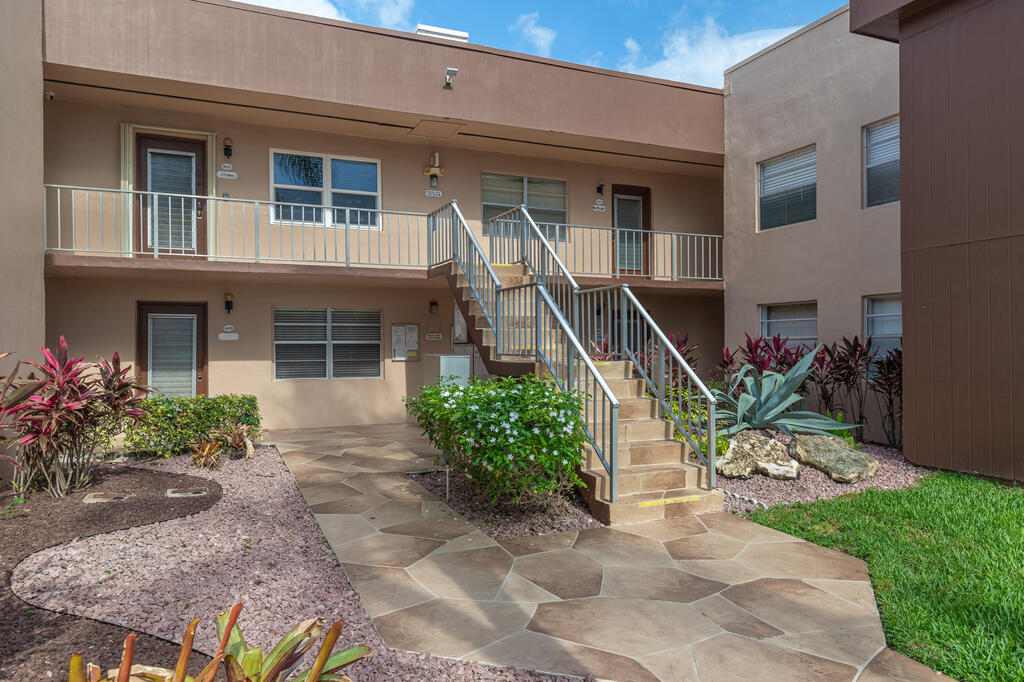518 Burgundy K , Delray Beach, FL 33484