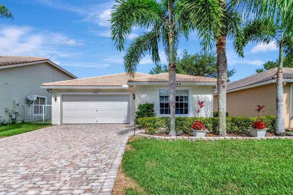 6836 Hendry Drive, Lake Worth, FL 33463