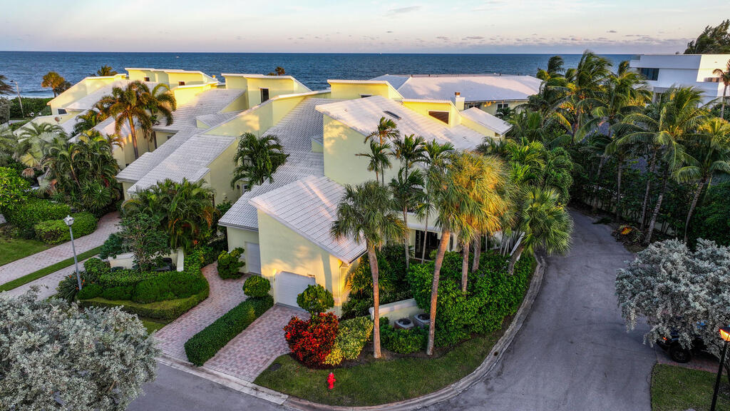 5109 Ocean Boulevard, Ocean Ridge, FL 33435