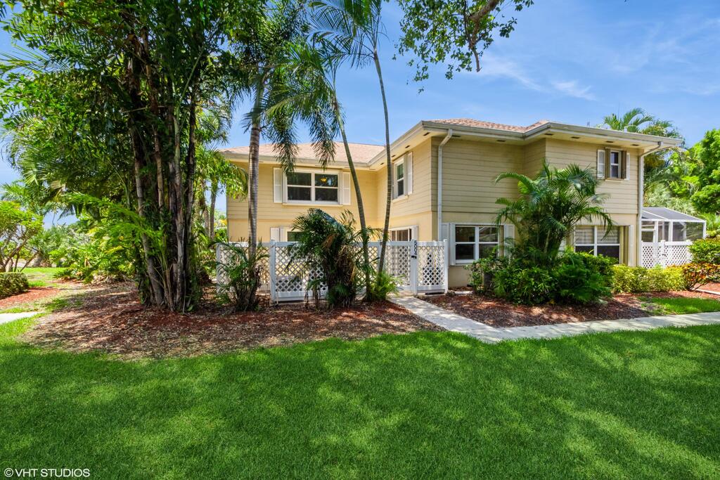 5004 Wheatley Court, Boynton Beach, FL 33436