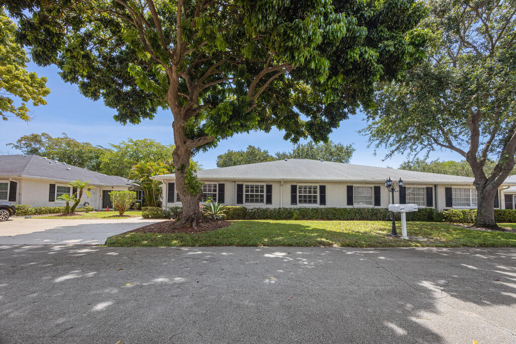 10116 46th Avenue, Boynton Beach, FL 33436
