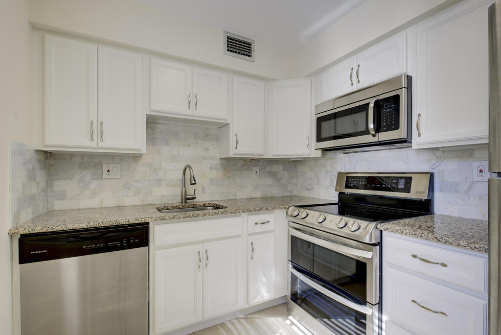 188 Piedmont D , Delray Beach, FL 33484