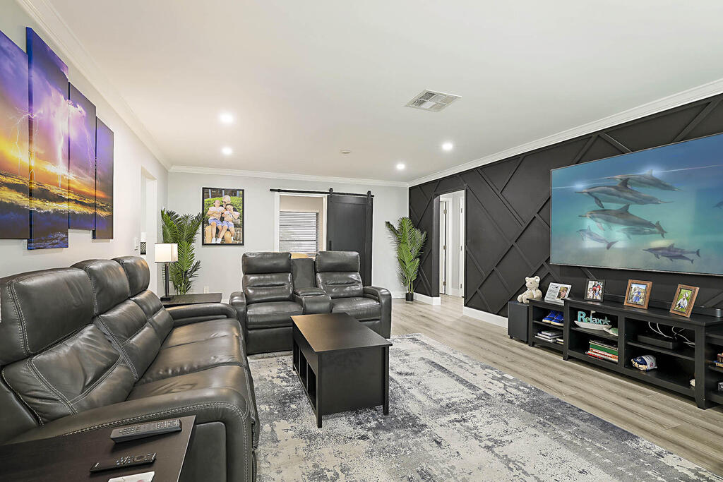 2388 Congress Boulevard, Boynton Beach, FL 33426