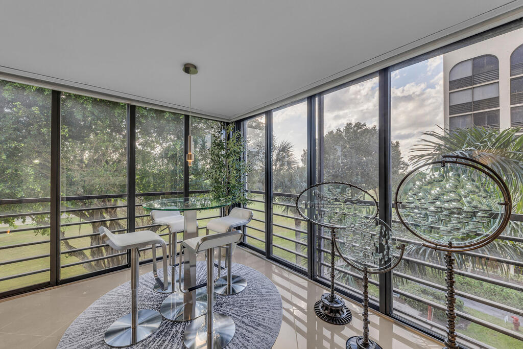7572 Regency Lake Drive, Boca Raton, FL 33433