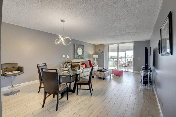 14723 Cumberland Drive, Delray Beach, FL 33446