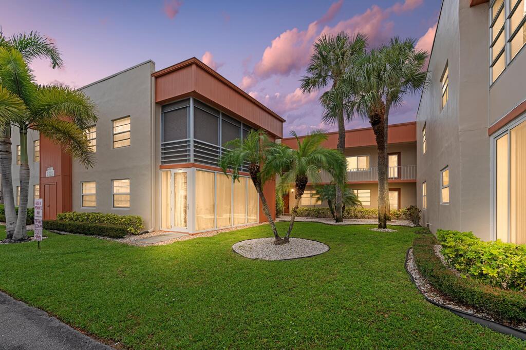 213 Piedmont , Delray Beach, FL 33484