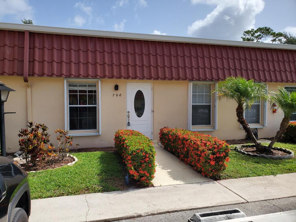 708 Laconia Circle, Lake Worth, FL 33467