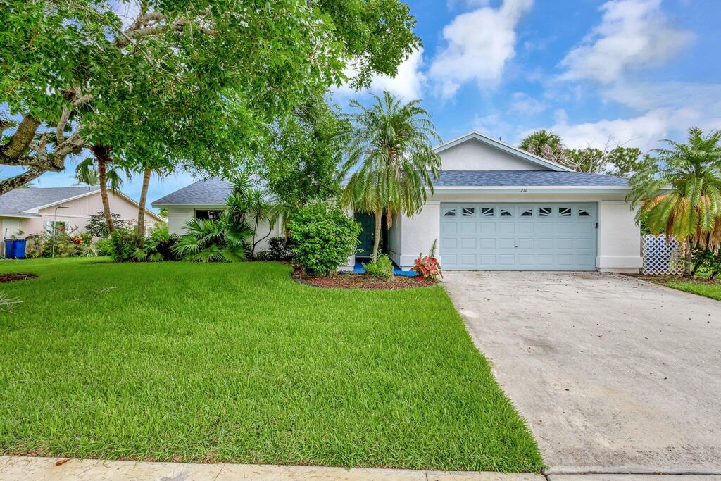 212 Ponce De Leon Street, Royal Palm Beach, FL 33411