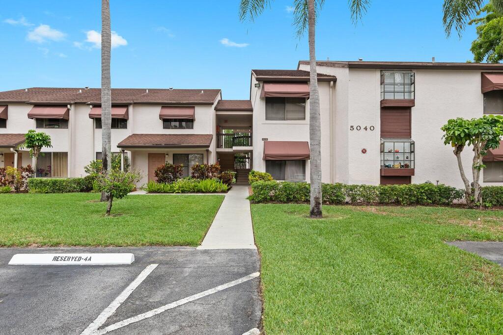 5040 Rose Hill Drive, Boynton Beach, FL 33437