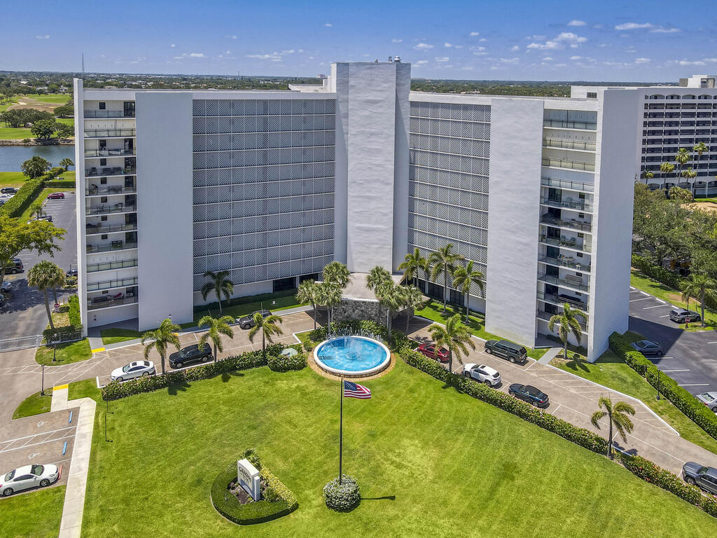 336 Golfview Road, North Palm Beach, FL 33408