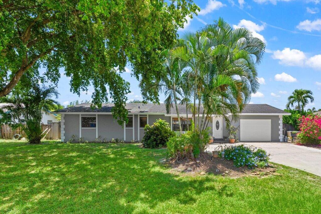 4694 Brady Boulevard, Delray Beach, FL 33445