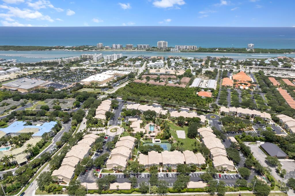 272 Village Boulevard, Tequesta, FL 33469