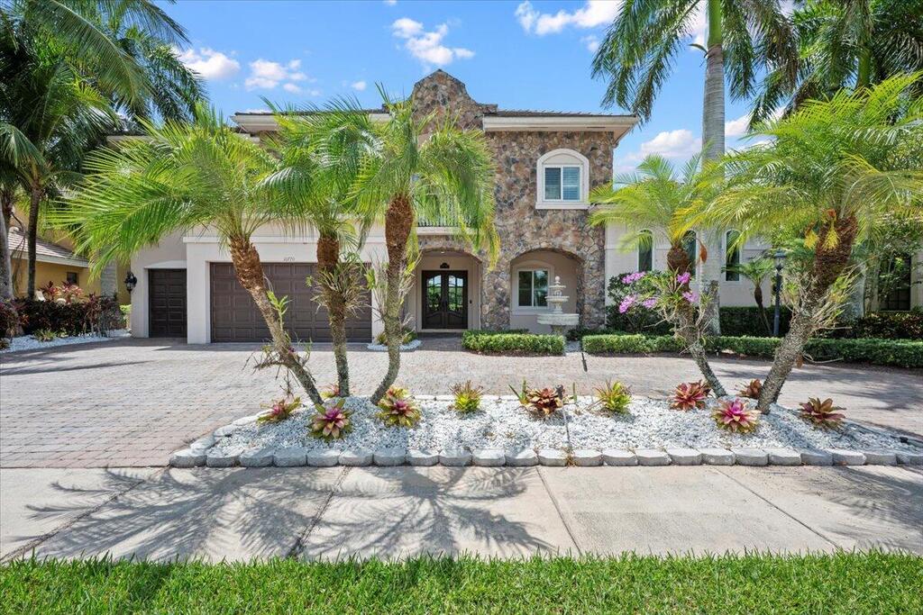 10770 Versailles Boulevard, Wellington, FL 33449