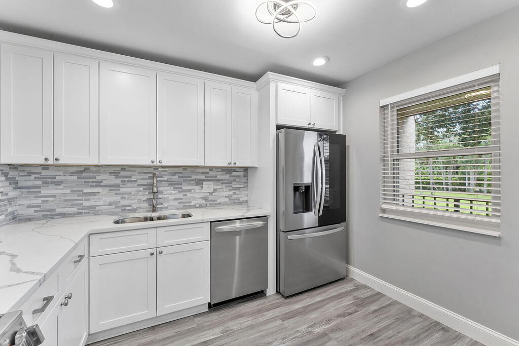 118 Lake Constance Drive, West Palm Beach, FL 33411