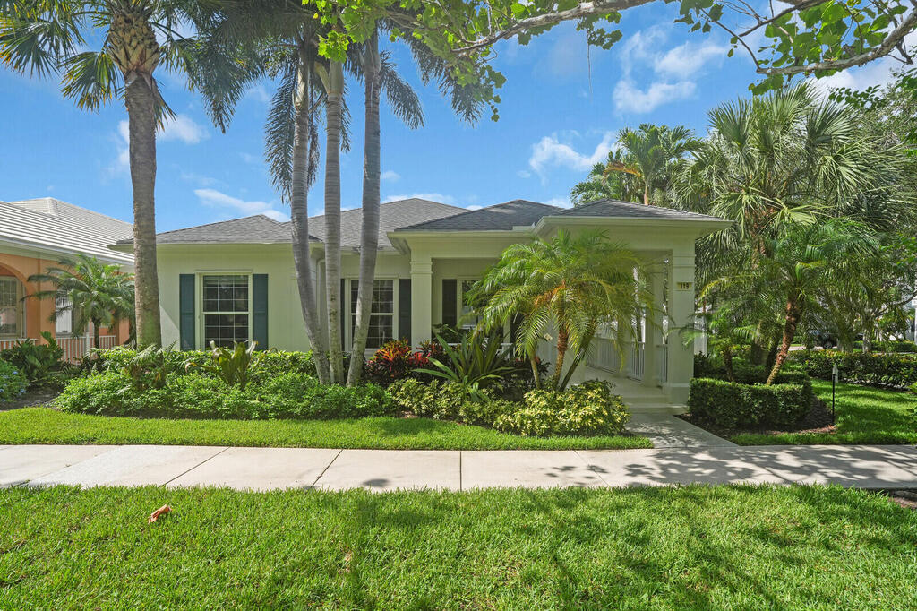 119 Bellefontaine Lane, Jupiter, FL 33458