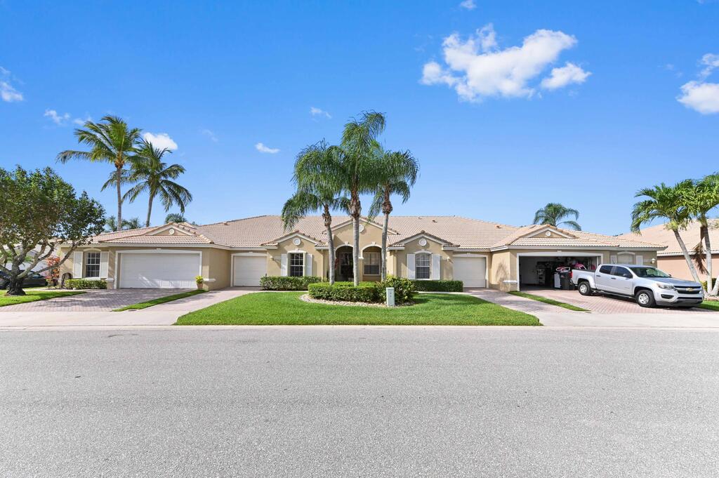 8404 Long Bay , West Palm Beach, FL 33411