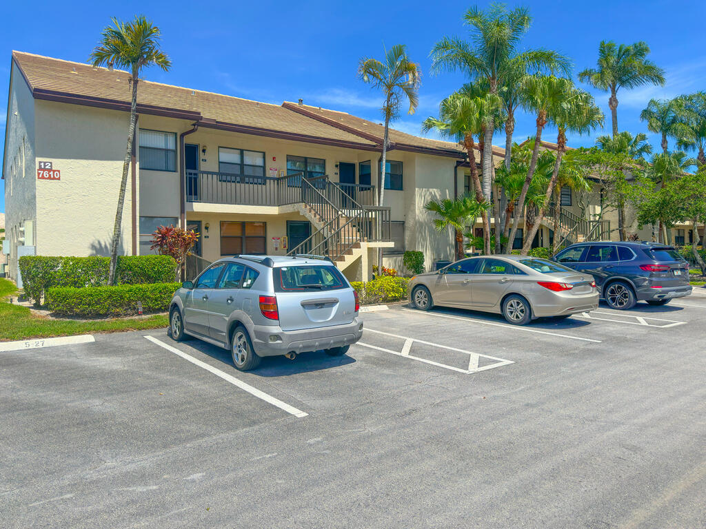 7610 Tahiti Lane, Lake Worth, FL 33467
