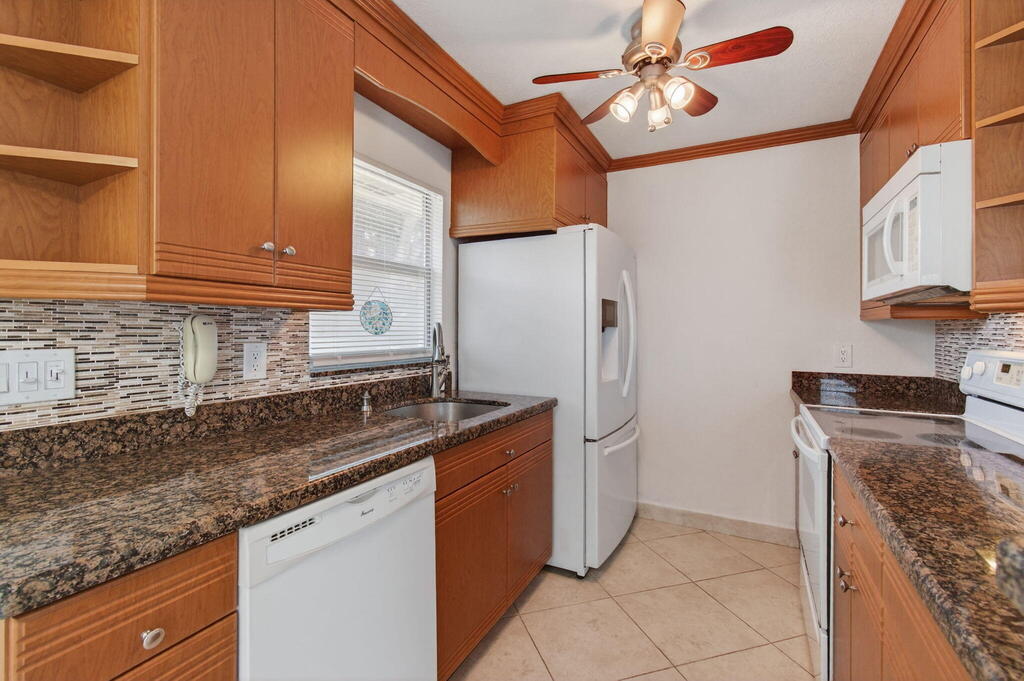 228 Brittany E , Delray Beach, FL 33446