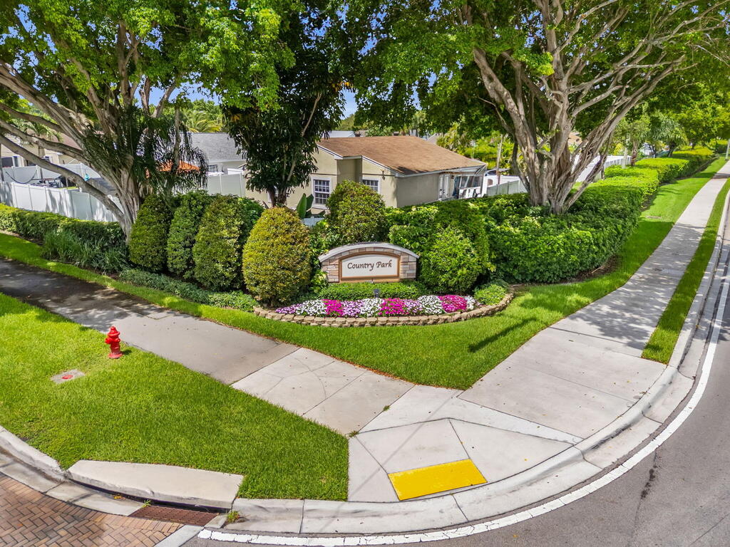 8155 Scenic Turn , Boca Raton, FL 33433