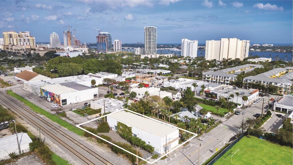 433 Flamingo Drive, West Palm Beach, FL 33401