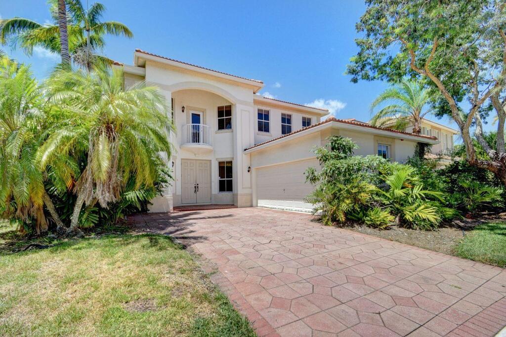 10537 Galleria Street, Wellington, FL 33414