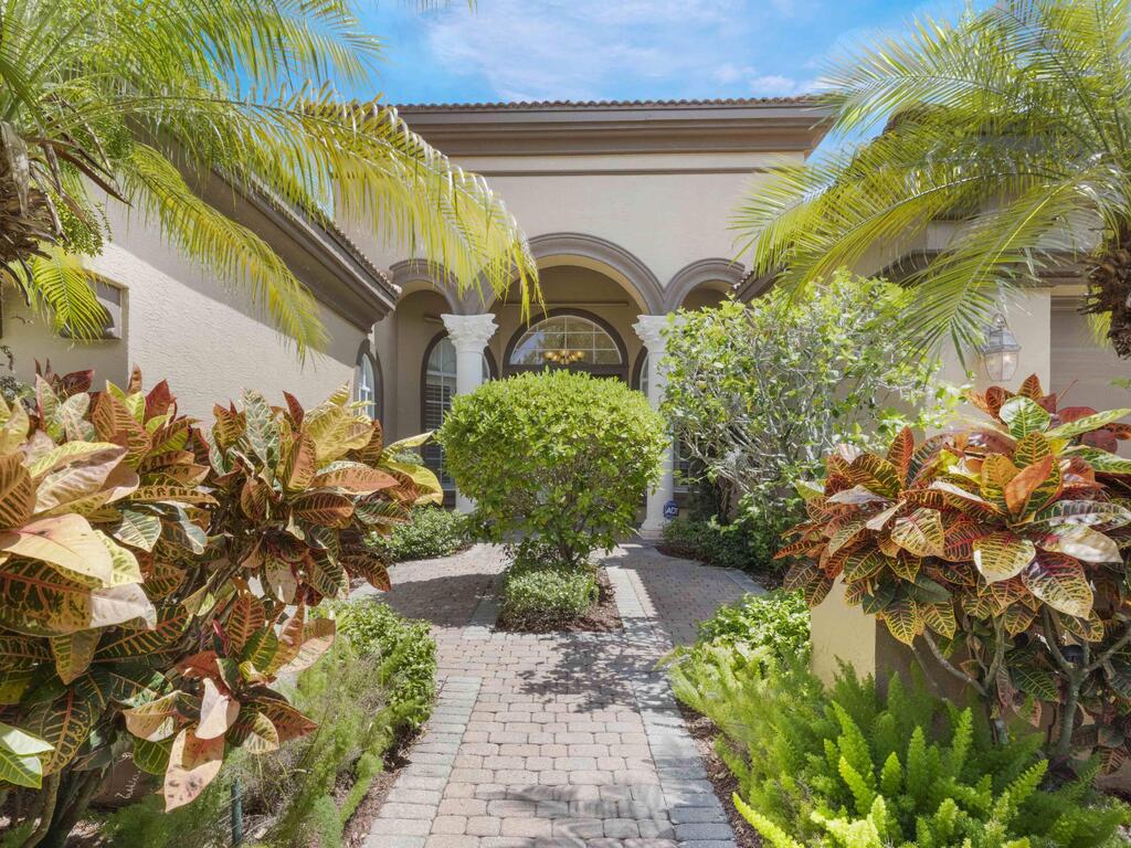 8854 Via Brilliante , Wellington, FL 33411