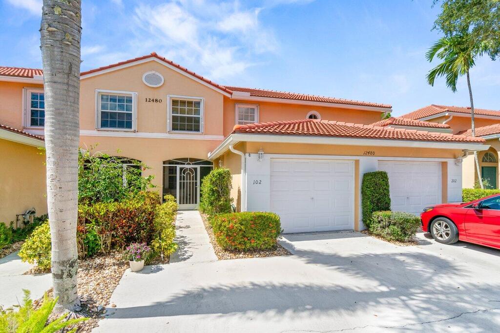 12480 Crystal Pointe Drive, Boynton Beach, FL 33437