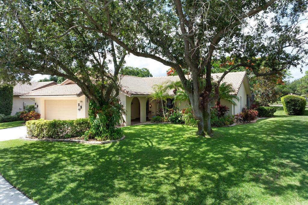 166 Bayberry Circle, Jupiter, FL 33458