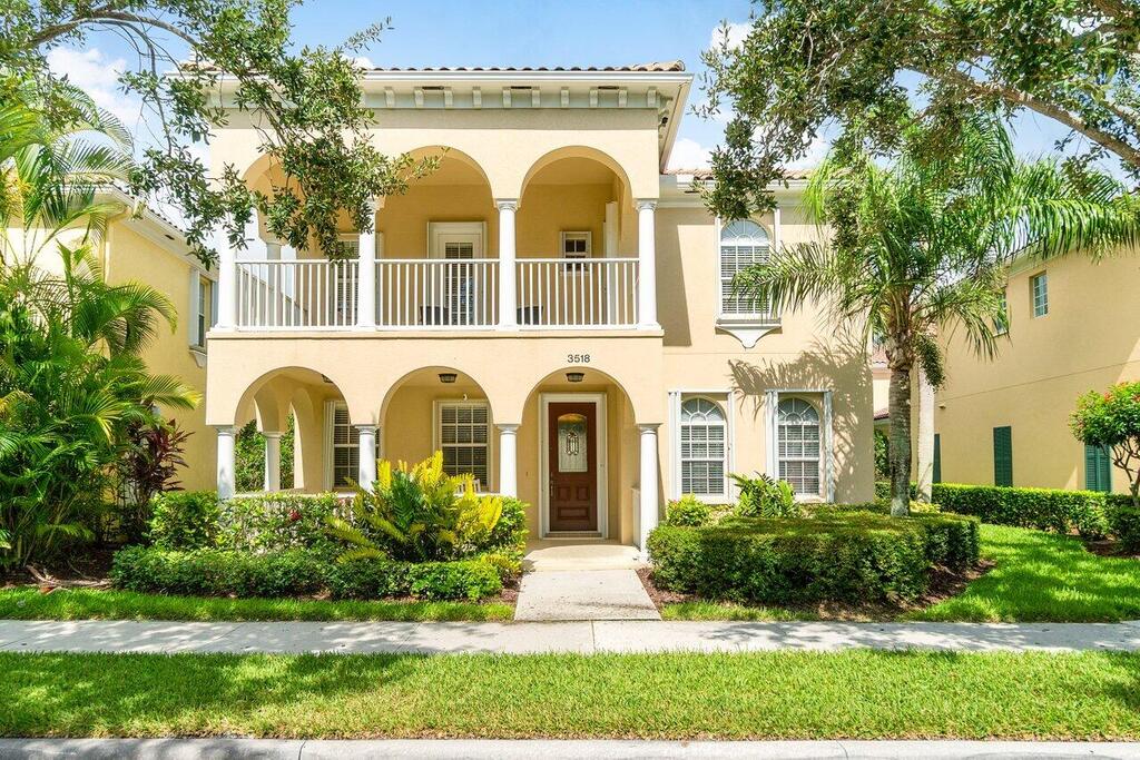 3518 Community Drive, Jupiter, FL 33458