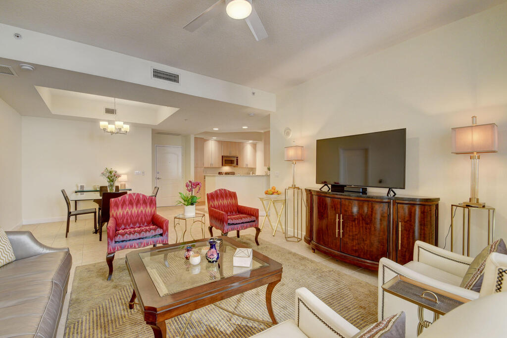 801 Olive Avenue, West Palm Beach, FL 33401