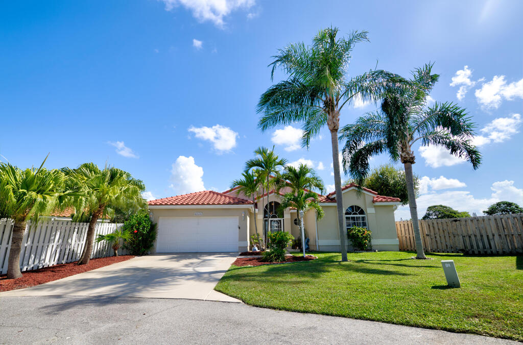4290 Camrose Lane, West Palm Beach, FL 33417