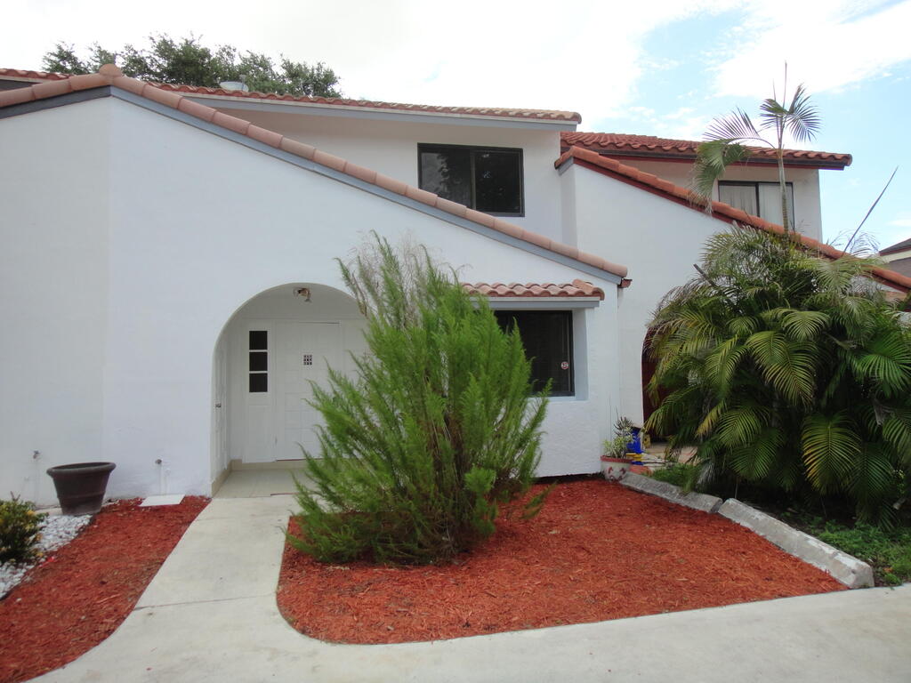 1314 The 12th Fairway , Wellington, FL 33414