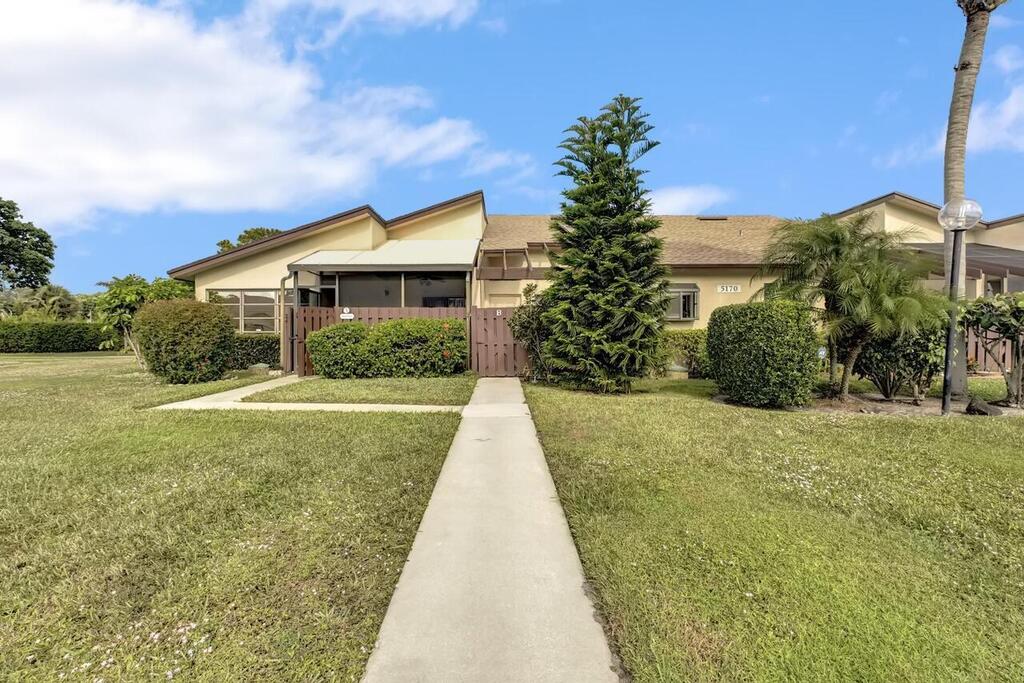 5170 Nesting Way, Delray Beach, FL 33484