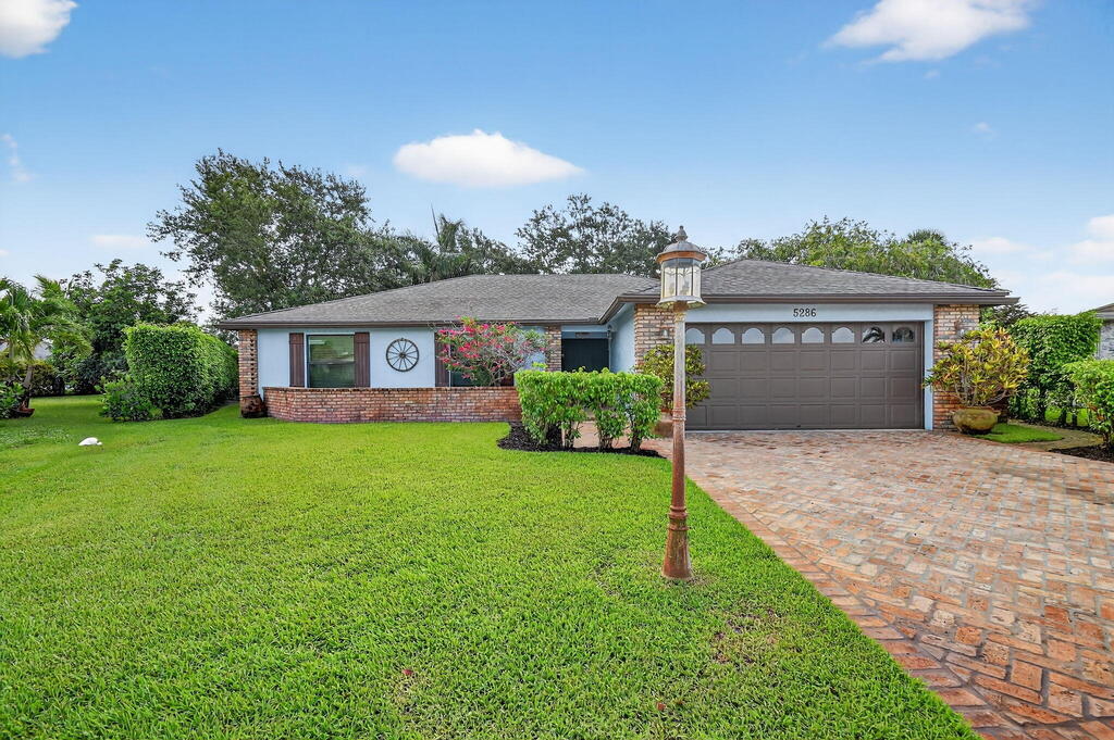 5286 Eden Lake Court, Lake Worth, FL 33467