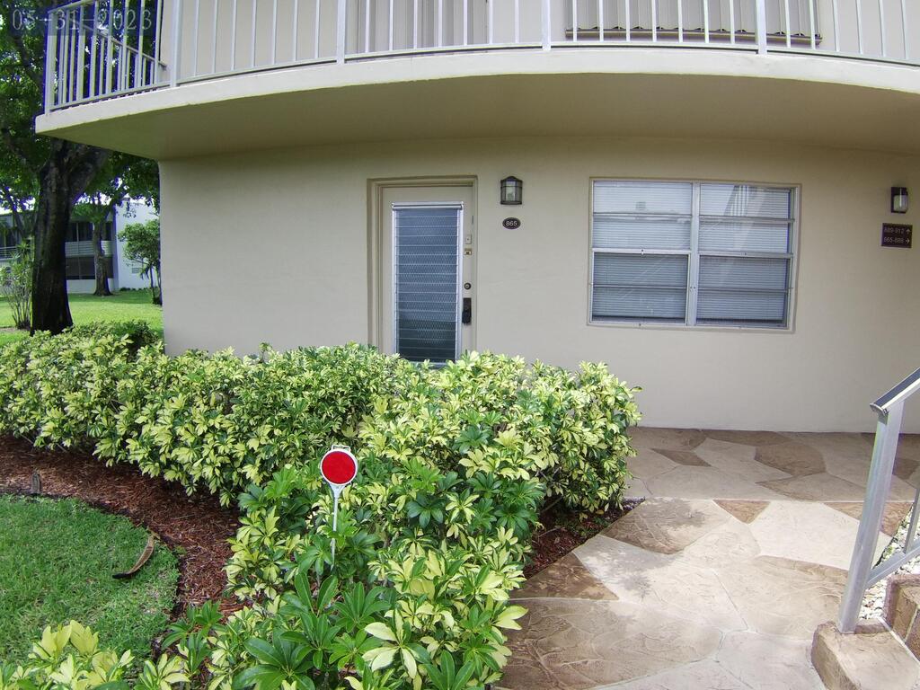 865 Flanders , Delray Beach, FL 33484
