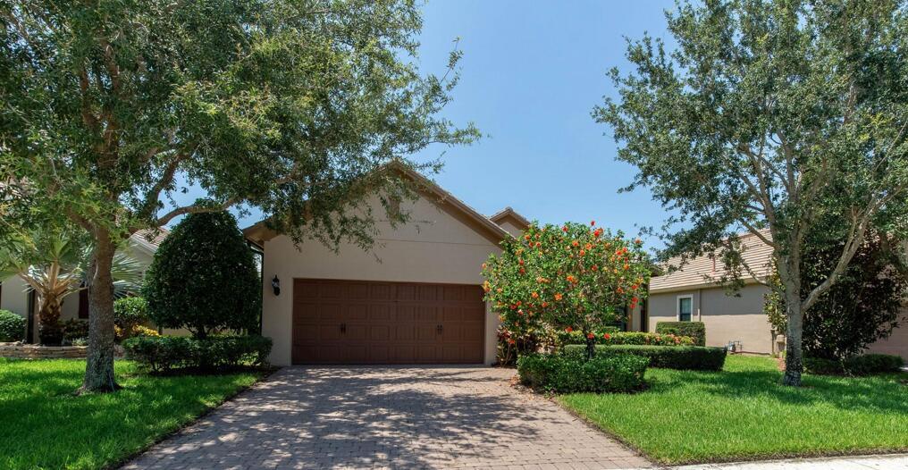 10274 Prato Street, Wellington, FL 33414