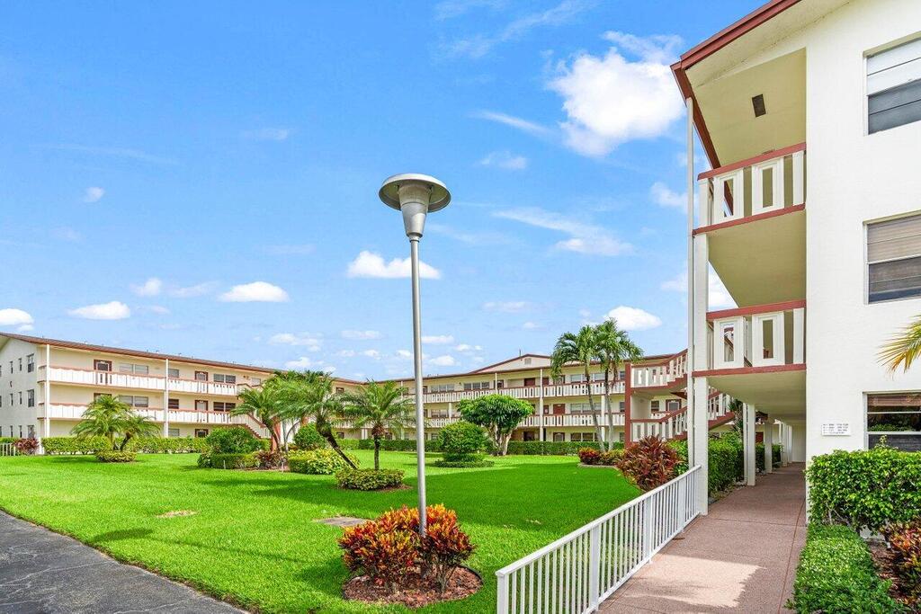 105 Brighton C , Boca Raton, FL 33434
