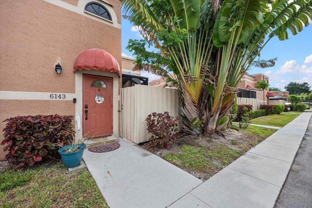 6143 Seven Springs Boulevard, Greenacres, FL 33463