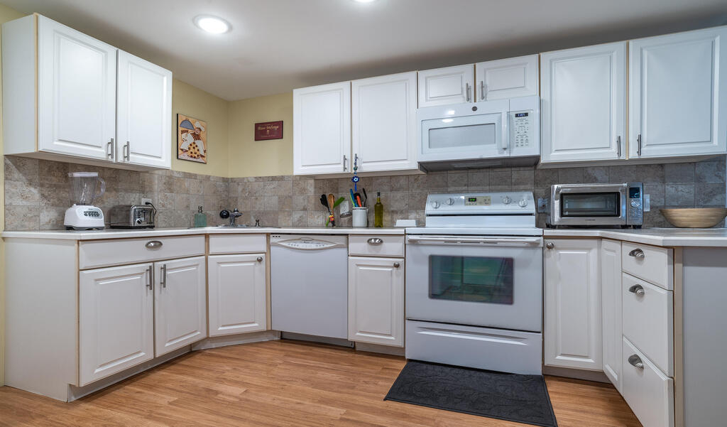 8351 Chisum Trail, Boca Raton, FL 33433